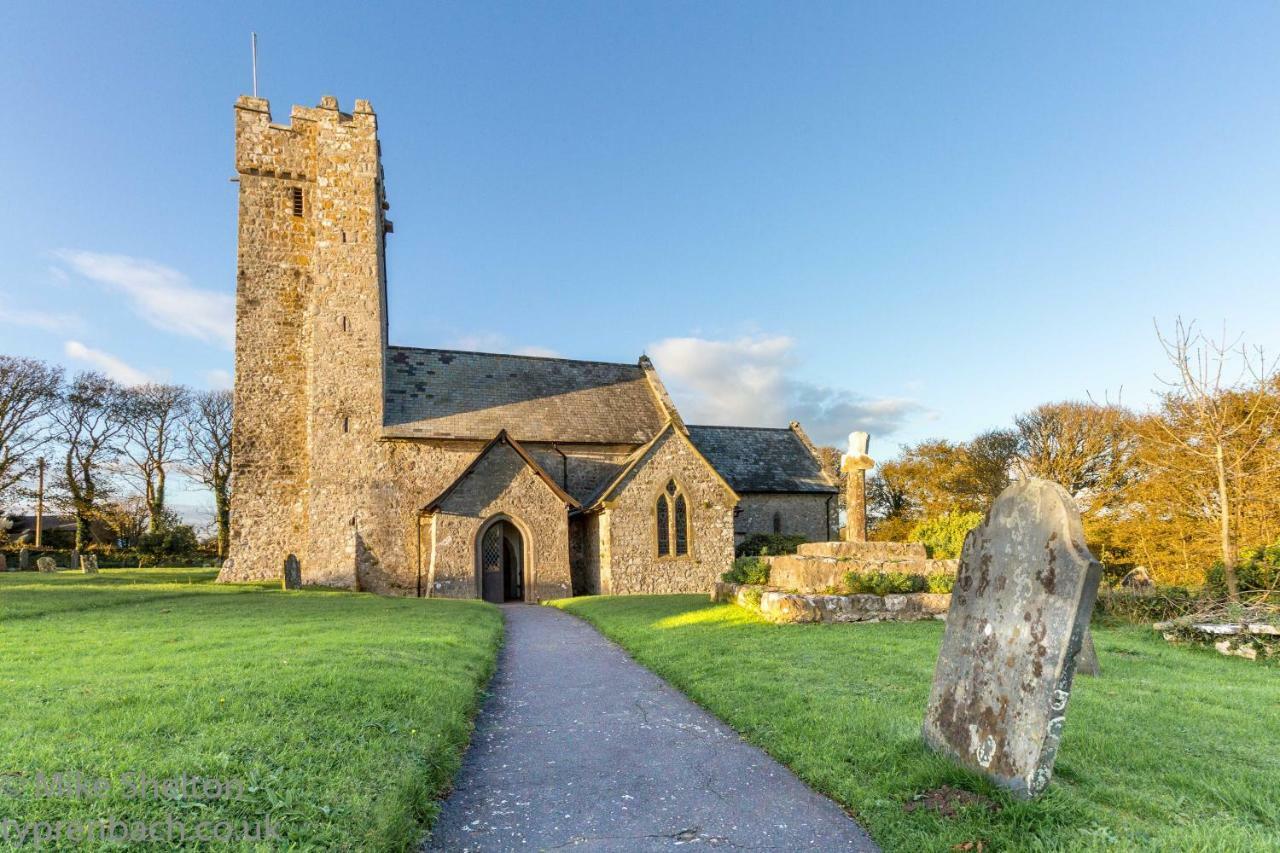 Ty Pren Bach Villa Maenclochog Exterior photo